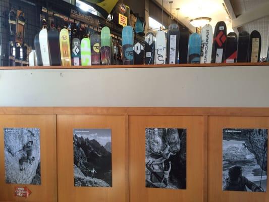 BD posters and skis