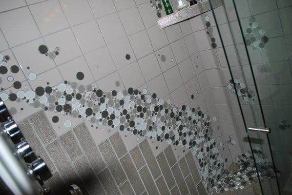 Shower bubble wall, Designed by Oriana Herrington