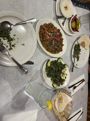 Egyptian Beans, salad, nan,