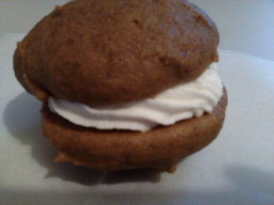 Pumpkin whoopee pie