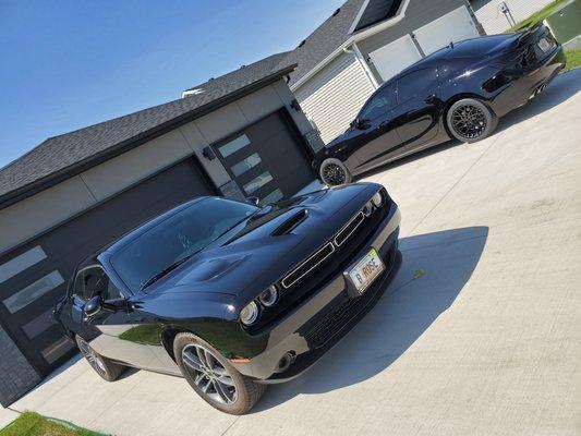 Challenger Hellcat hood & Maserati rear wing