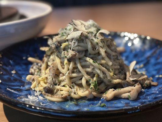 Wild Mushroom Lo Mein