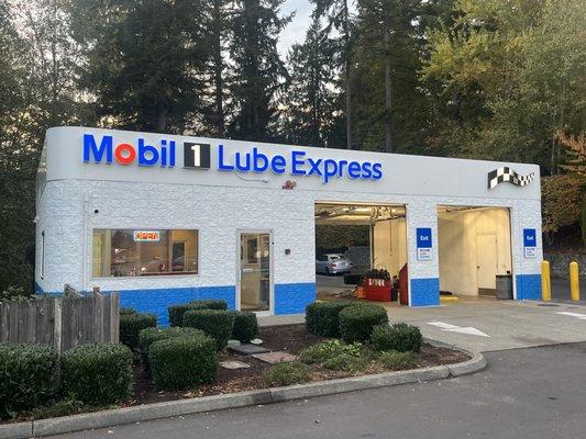 Mobil 1 Lube Express Bothell