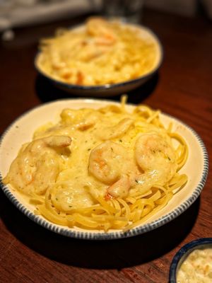 Shrimp Linguini Alfredo