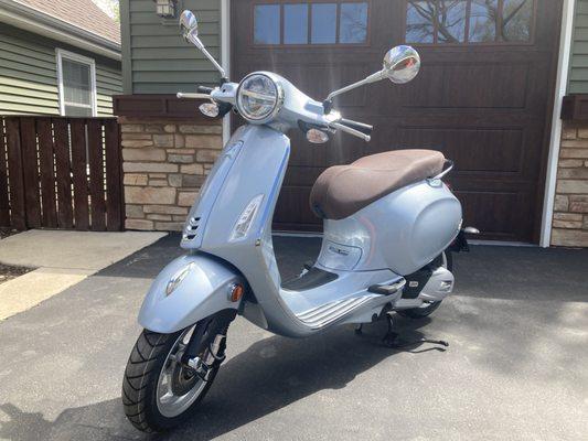 23 Vespa Primavera 150