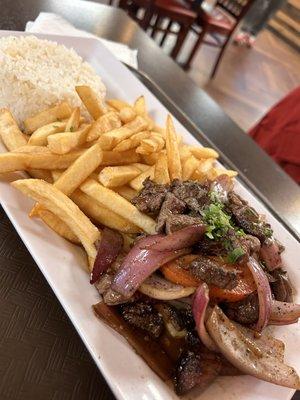 Lomo Saltado