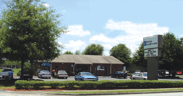 Curbside view of FCU's Ocala Branch