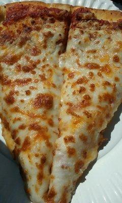 Today only...$1 cheese slice, 10am-8pm...yummmm