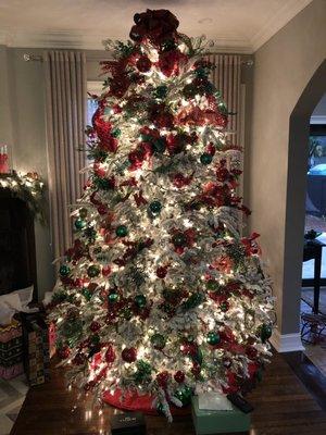 Gorgeous White Flocked Tree