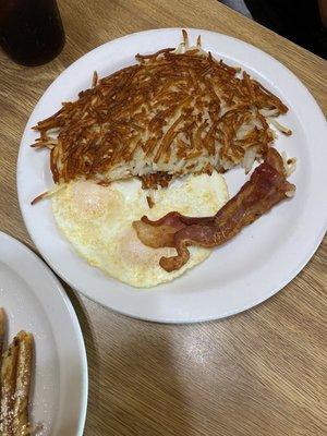 Egg and hash browns