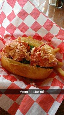 Chilled lobster roll