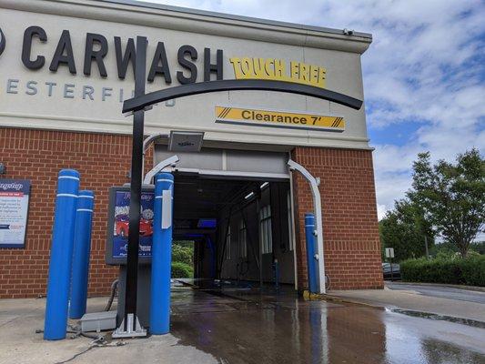 Touch Free Wash Tunnel!