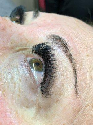 Volume eyelash extensions