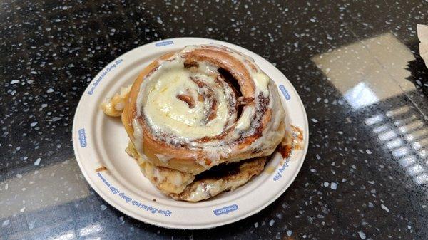 Big cinnabon