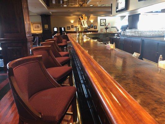 Bar area at Los Alamitos Race Course