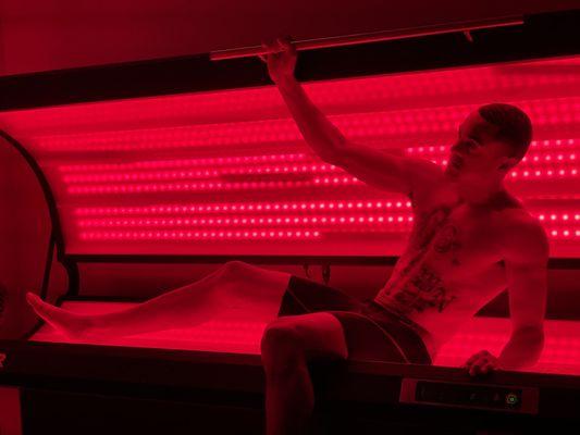 NovoTHOR Whole-Body Red and Near-Infrared Light Therapy.