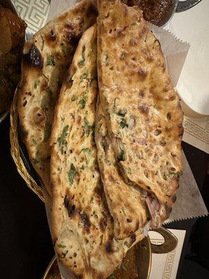 Garlic Naan & Onion Kulcha