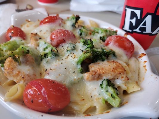 Chicken broccoli penne bake