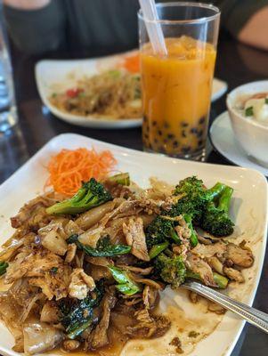 Pad See Ew and Thai Tea with boba