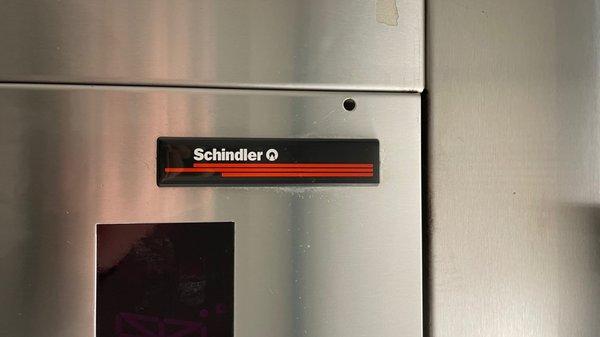 1995 Schindler 300A hydraulic elevator