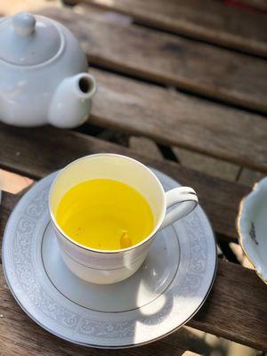 Saffron cardamom tea