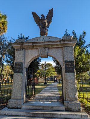 Colonial Park Cemetery