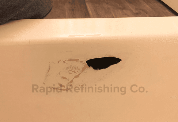 (BEFORE) Fiberglass Bathtub Repair