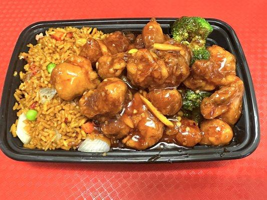 Orange chicken combo plate