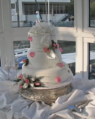 Delicious Wedding cake on a  yacht