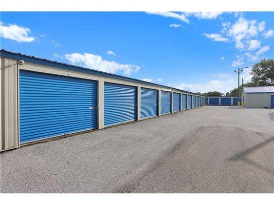 Exterior Units - Storage Express at 902 W 3rd St, Mount Carmel, IL 62863