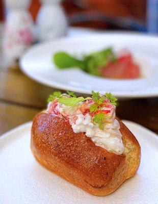 Lobster Roll w/ parker house roll, garlic butter, lemon mayo | $29