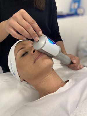 Endospheres Non-Surgical Face Lifting