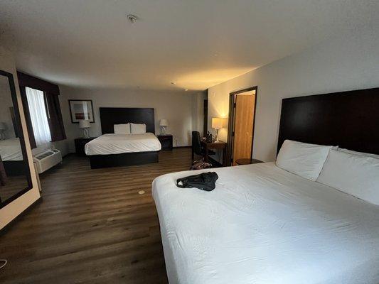 Red Lion Inn & Suites Des Moines