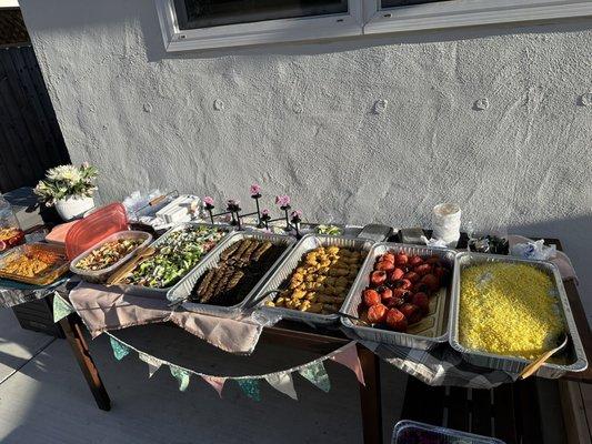 Chic House Salad Koobideh Chicken Kabob (Breast Or Thigh) Grilled Tomatoes Basmati Rice Pita Bread