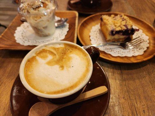 Blueberry cheesecake, cappucino n banana  pudding