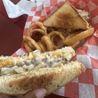 Patty Melt, onion rings