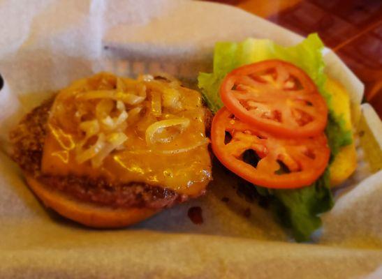 Cheddar cheeseburger