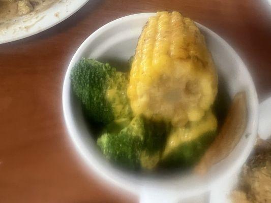 The best tender Corn On The Cob & broccoli with a little melted cheese