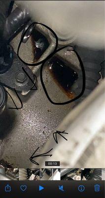 condensation leaking fluid oil in valley