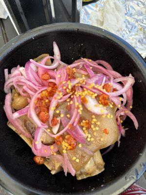 Botana de manitas de puerco