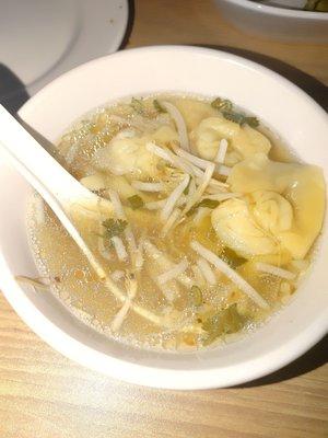 Wonton soup