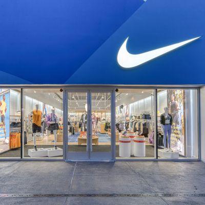 Nike Well Collective - El Segundo