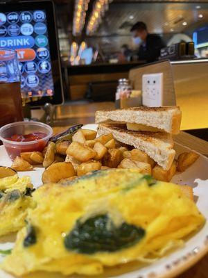 Build your own omelette w/ spinach