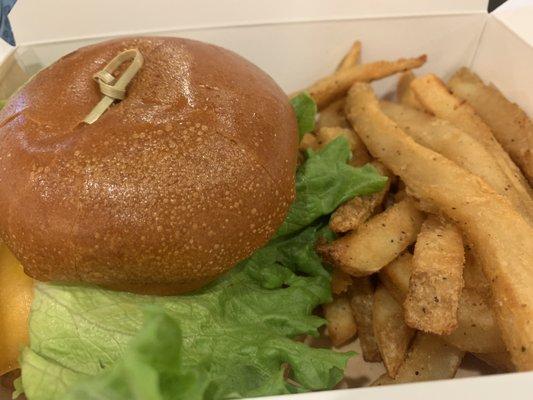 Bistro burger with oven baked fries