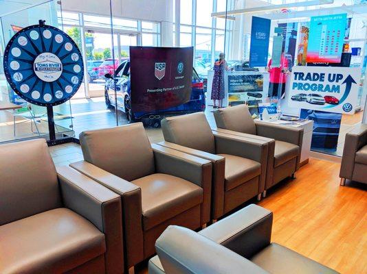 Toms River Volkswagen -- waiting room