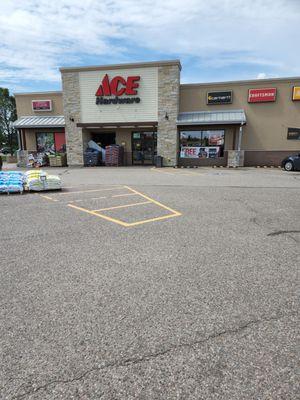 Trig's Ace Hardware