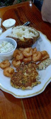 Fried shrimp and crab cake combo.....best crab cake around!!