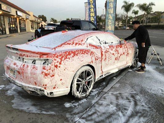 Snow foam wash and detailing on this 2018 camaro hotwheels limited edition