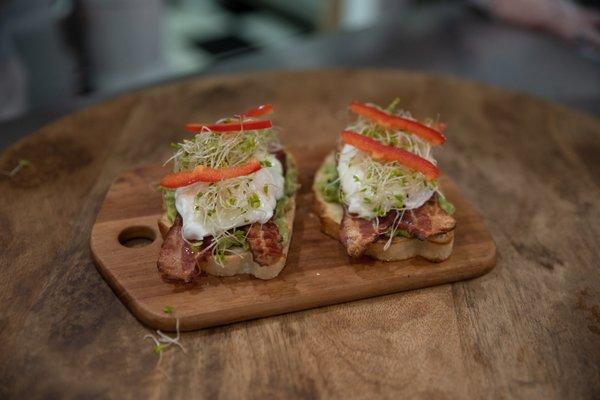 Avocado Toast with poached egg and bacon