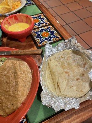 Flour tortillas and the lg queso.